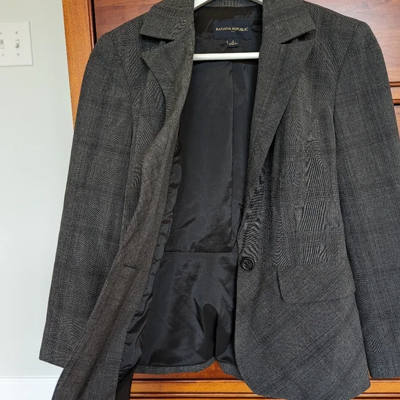 ⚠️Last Chance⚠️ Banana Republic Blazer - Picture 6 of 8